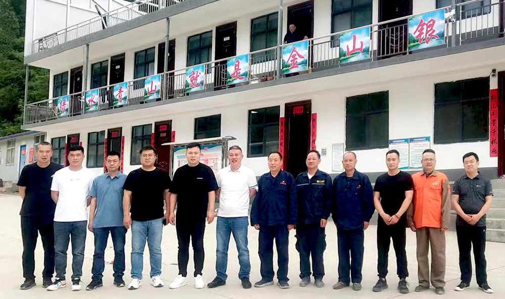 開(kāi)元集團董事長(cháng)許明月蒞臨盧氏中科檢查指導工作