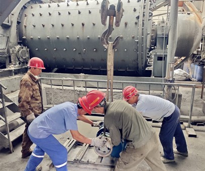 王家河選礦廠(chǎng) | 清涼護航戰高溫，多維發(fā)力保生產(chǎn)